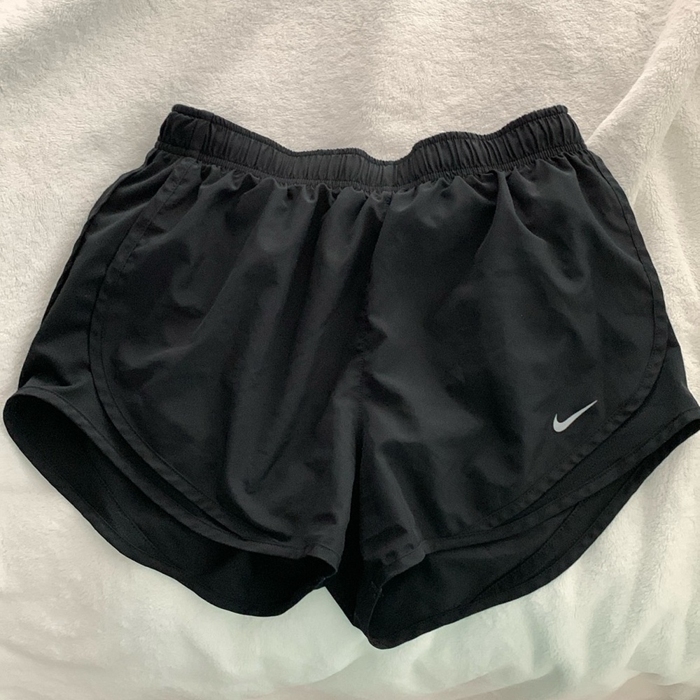 Nike Dri-Fit Run Shorts -Medium Black
